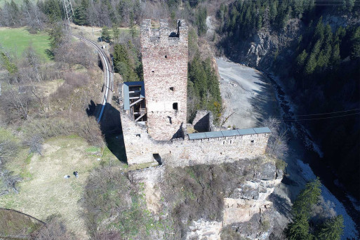 Sils i.D., Aufnahme Wandansichten Burg Campi, HMQ AG