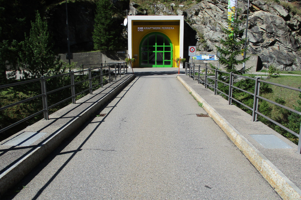 Zufahrtsbrücke Kraftwerk